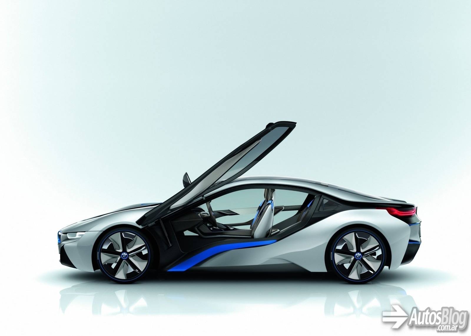 BMW_i8_Coupe_Concept-17