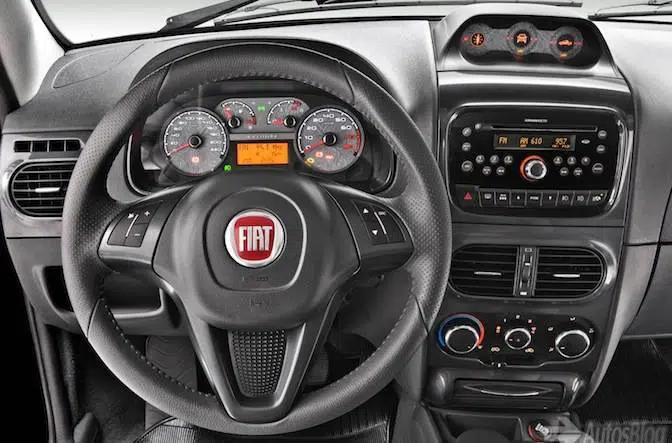 Fiat-Strada-Adventure-Locker-19