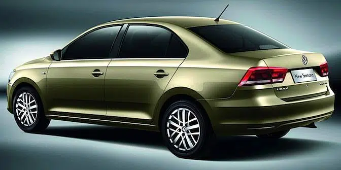 Volkswagen-New-Santana-03