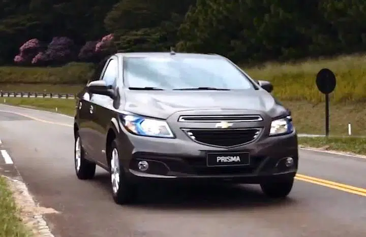 Chevrolet-Prisma-Video