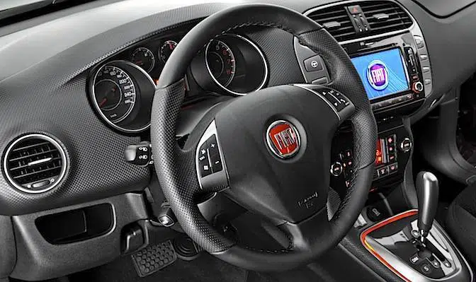 Fiat-Bravo-2014-Brasil-02
