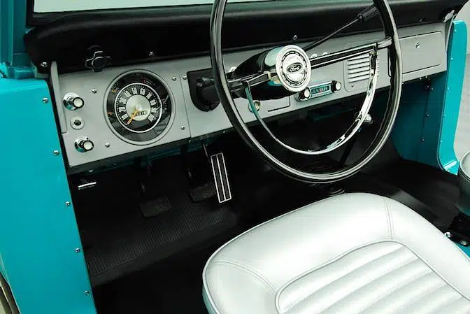Ford-Bronco-Roadster-U13-1966-02