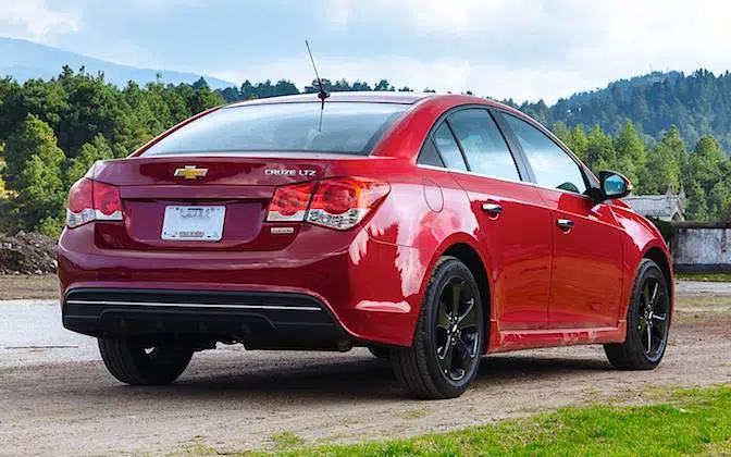 Chevrolet-Cruze-Turbo-mexico-03