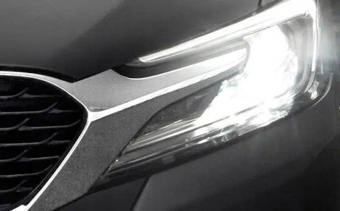 ds4_sedan_1