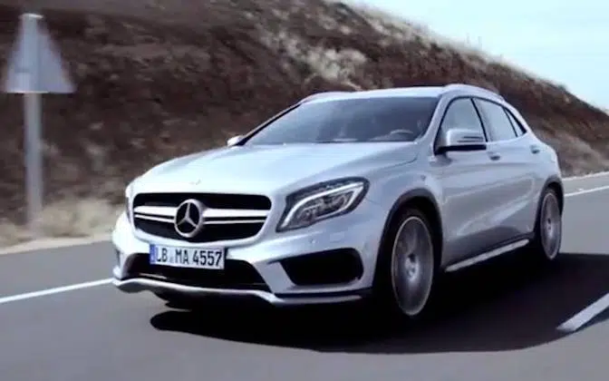 Mercedes-Benz-GLA45-AMG-video