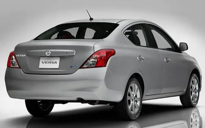 Nissan-Versa-Exclusive-04