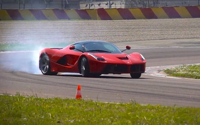 Ferrari-LaFerrari-Video