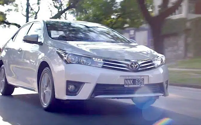 Toyota-Corolla-2014-Argentina-Video