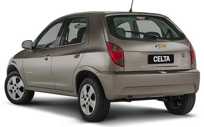 Chevrolet-Celta-Advantage-5