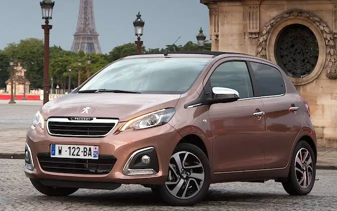  El nuevo Peugeot   inicia la comercialización en francia