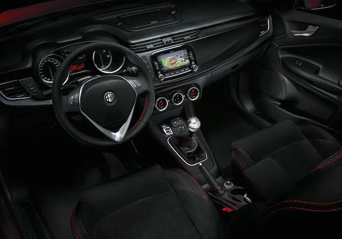 Alfa-Romeo-Giulietta-Sprint-2