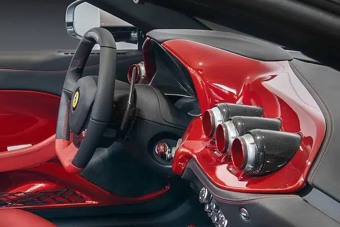 Ferrari-F60-America-interior