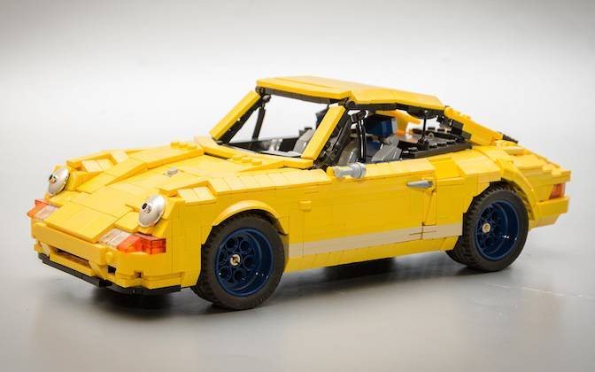 Porsche-911-Lego-1