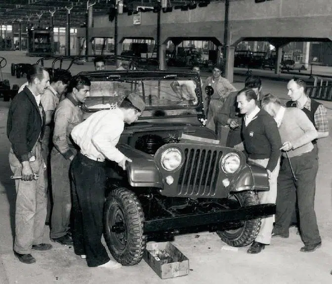 El primer Jeep, producido en el año 1955