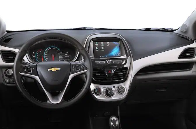 Chevrolet-Spark-IV-2016-4
