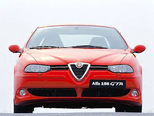 Alfa-Romeo-156-GTA-4