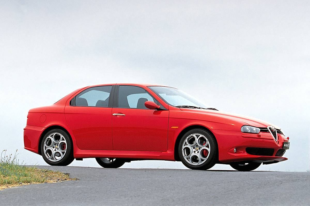 xAlfa-Romeo-156-GTA-8.jpg.pagespeed.ic.hJNjBcvHQS.jpg