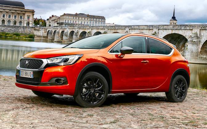 DS-4-Crossback-1