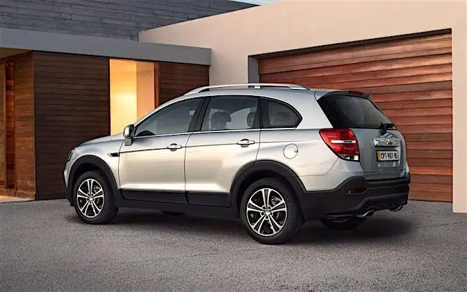 Chevrolet-Captiva-2016-3