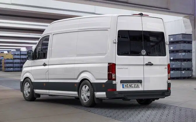 Volkswagen-Crafter-2017-3