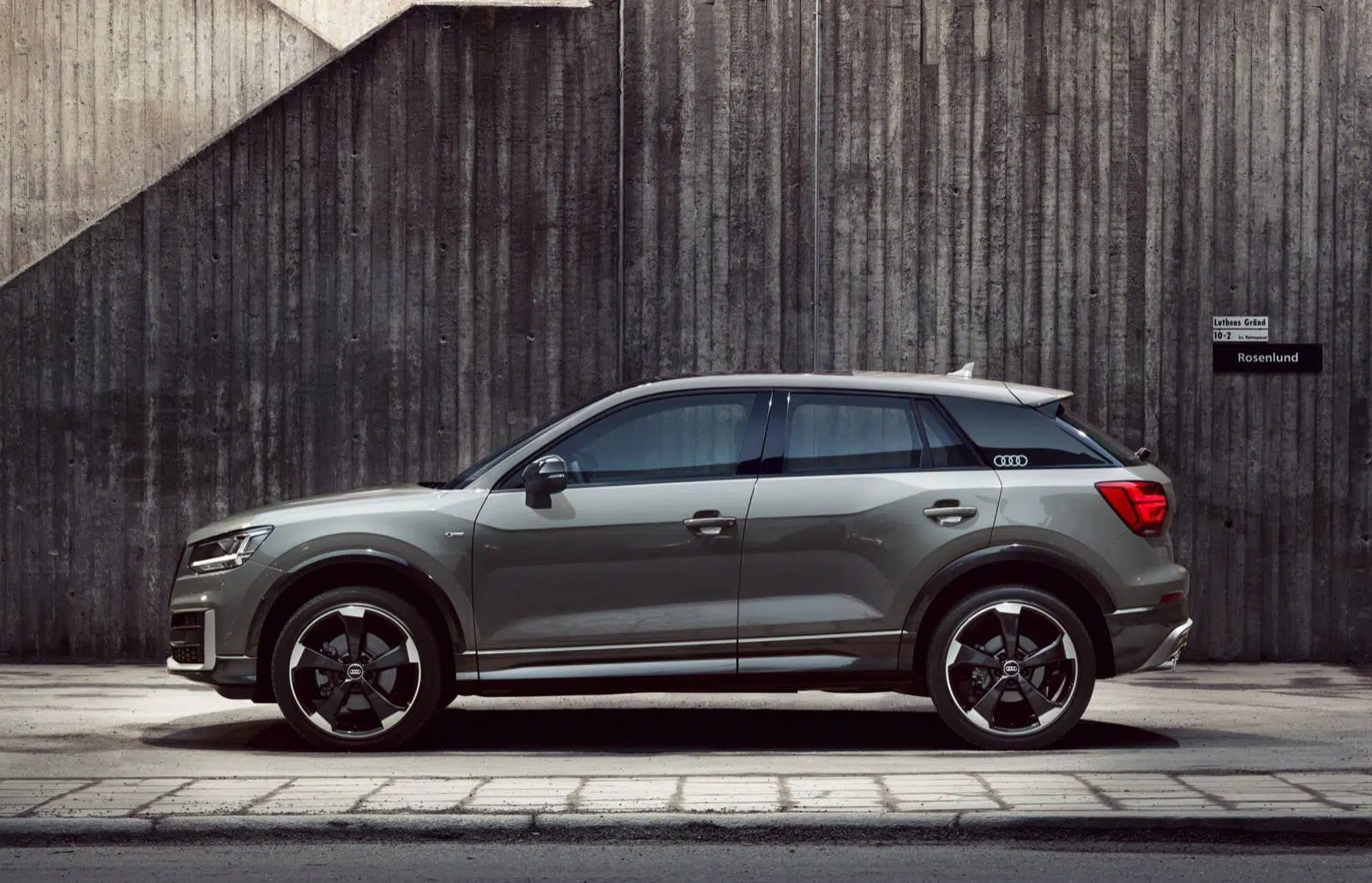 Audi-Q2-Edition1-04