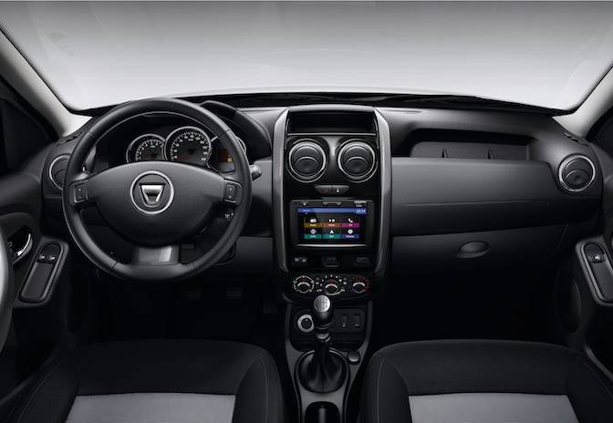 dacia-duster-black-touch-2