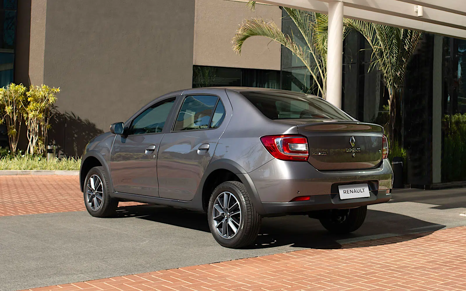 Renault Logan 2020 11 52 00 646