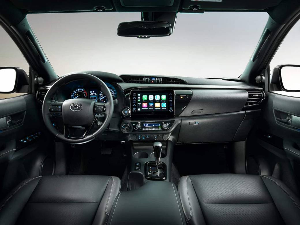 Toyota Hilux 2021 Interior