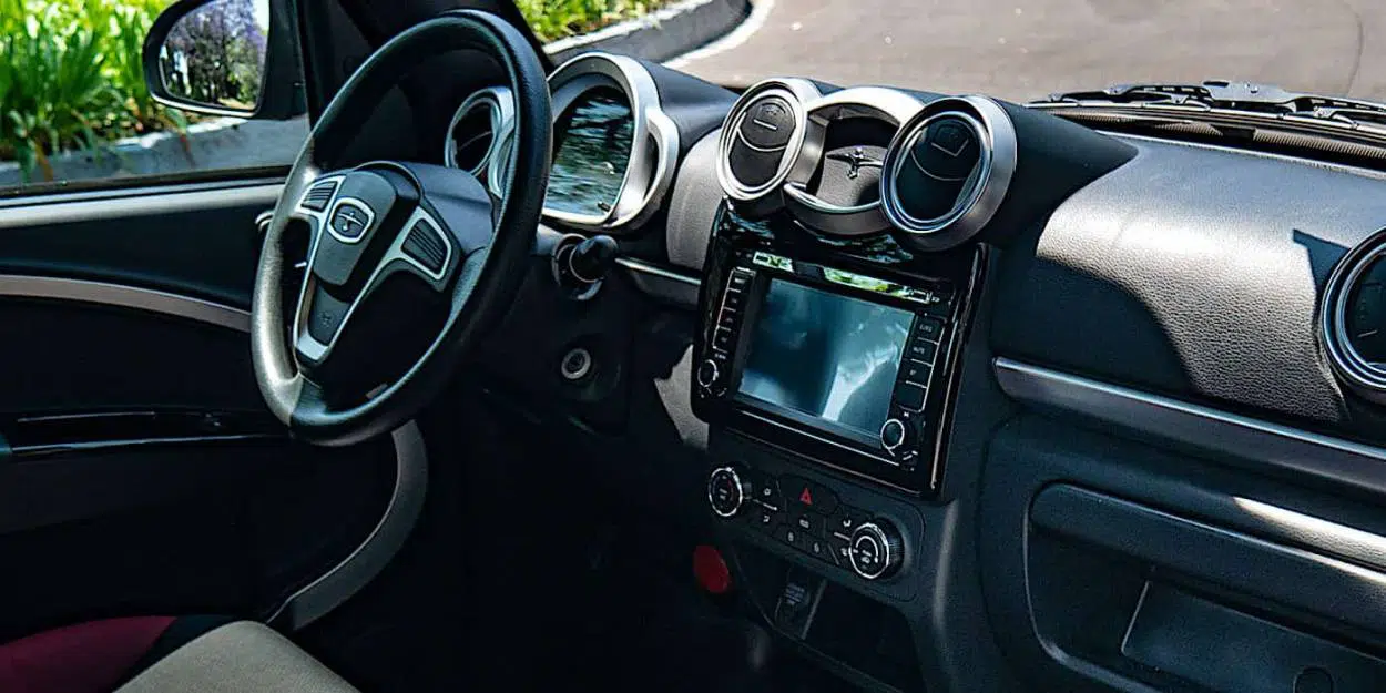 Coradir Tito Interior